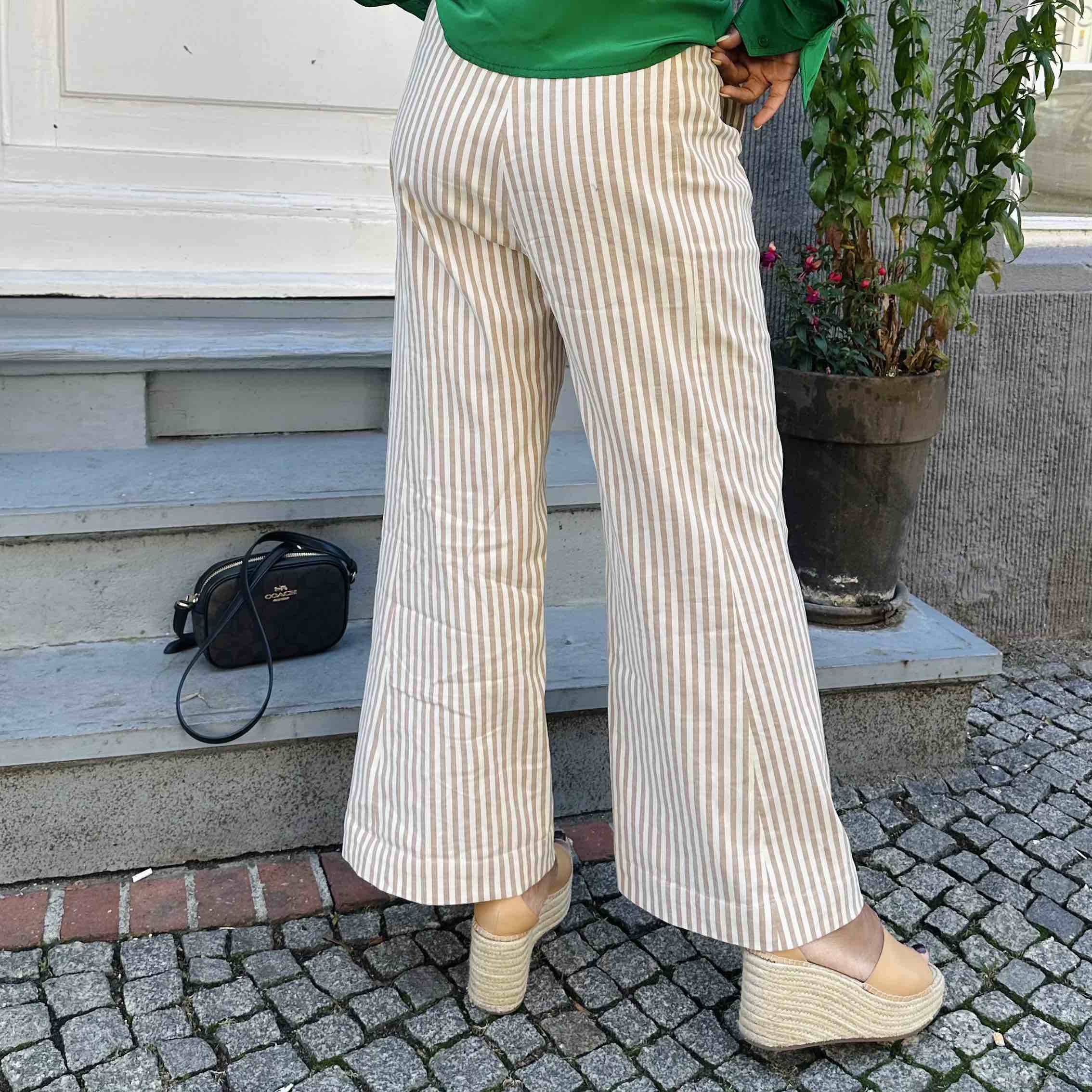 Noemie3 Blickfang
